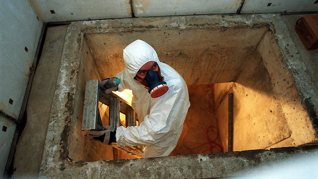 850703-asbestos-removal